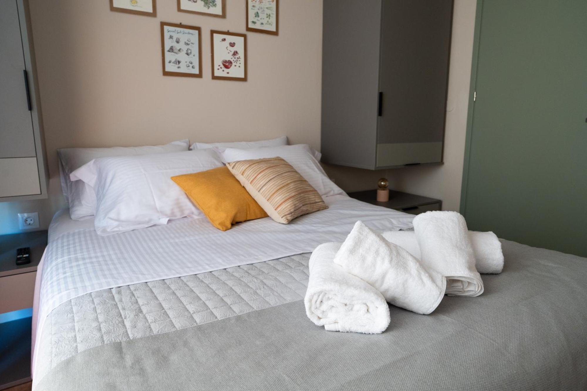 Nyx Guesthouse Триполі Екстер'єр фото
